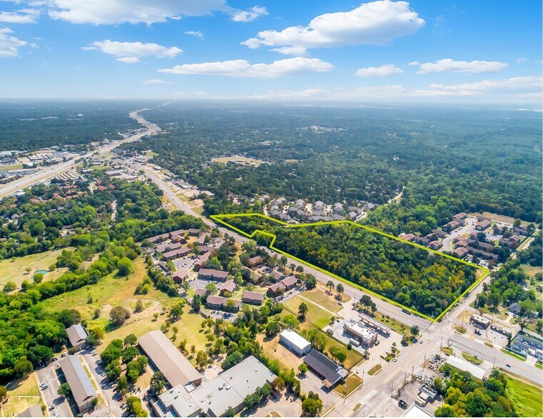 More Photos Of 7100 Great Trinity Forest Way, Dallas Land For Sale