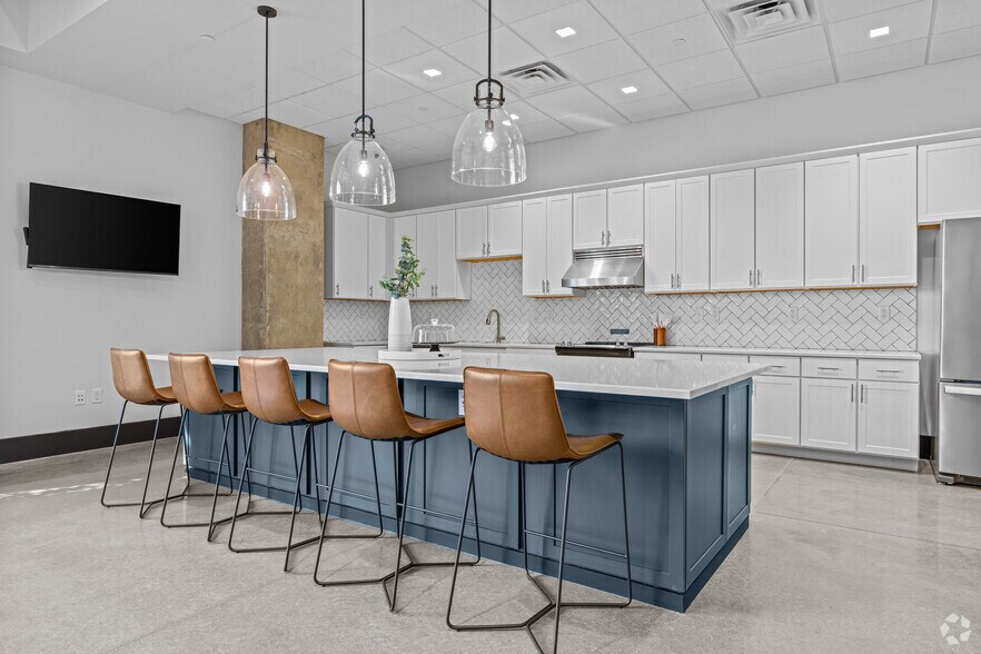 More Photos Of 3061 Godwin Blvd, Suffolk Apartments For Lease