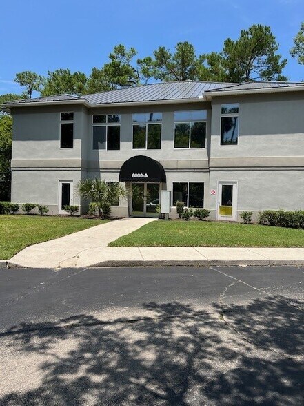 Primary Photo Of 6000 Sawgrass Village Cir, Ponte Vedra Beach Office For Lease