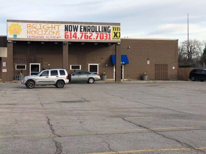 More Photos Of 2300 S Hamilton Rd, Columbus Storefront For Lease