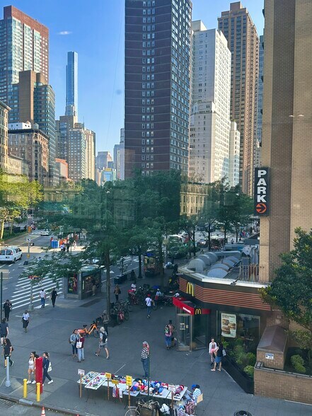 More Photos Of 2061-2065 Broadway, New York Apartments For Sale