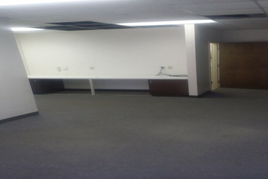 More Photos Of 7094 Peachtree Industrial Blvd, Peachtree Corners Office For Lease