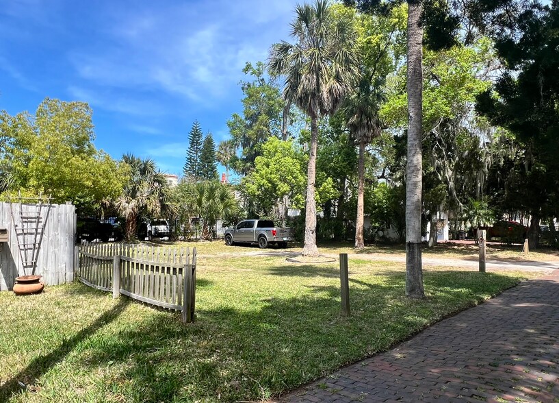 More Photos Of 5 Palm Row, Saint Augustine Specialty For Lease