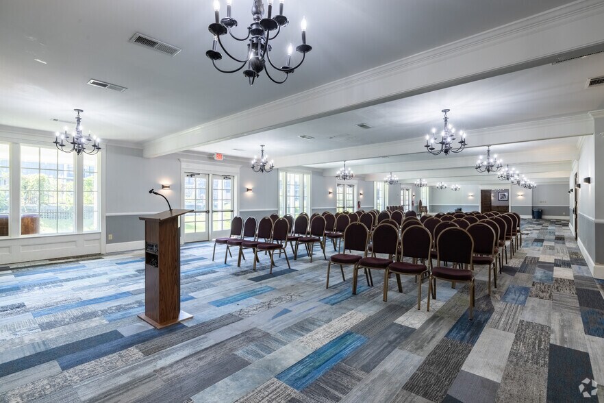 More Photos Of 8929 Old Number Six Hwy, Santee Hospitality For Sale