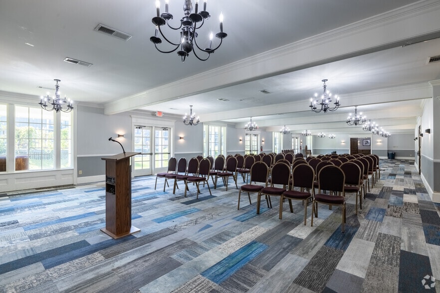 More Photos Of 8929 Old Number Six Hwy, Santee Hotel For Sale