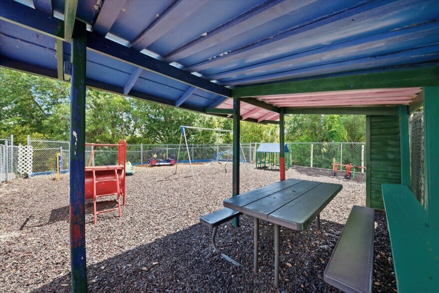 More Photos Of 1330 Knox McRae Dr, Titusville Schools For Sale