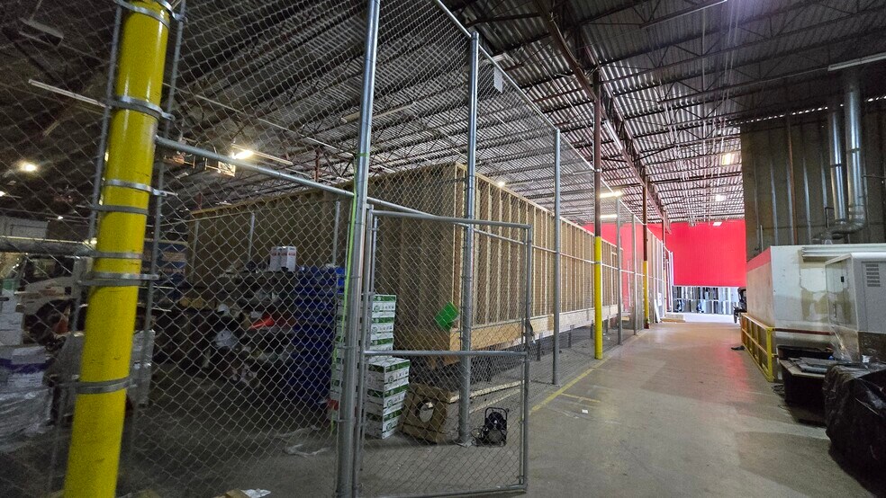 More Photos Of 12601 E 38th Ave, Denver Manufacturing For Lease