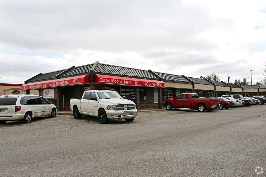 More Photos Of 6810-6816 NW 23rd St, Bethany Freestanding For Sale