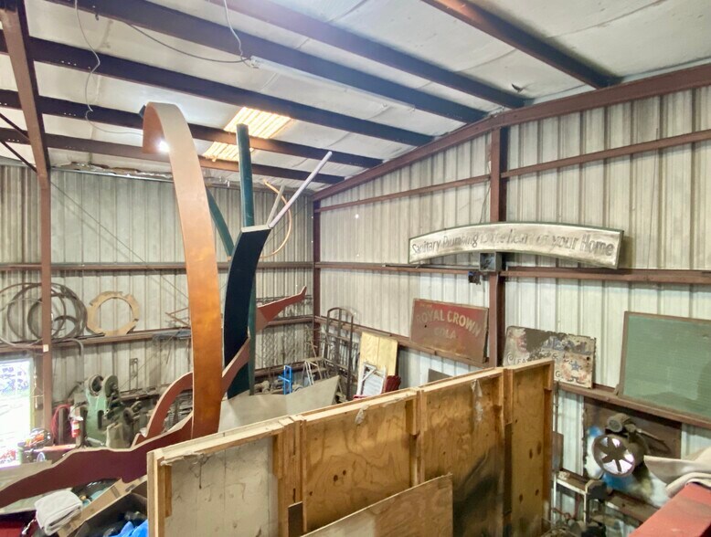 More Photos Of 315 31st St, Galveston Warehouse For Sale
