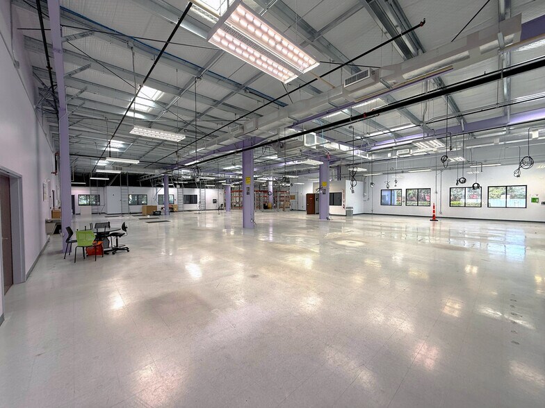 More Photos Of 1025 Willa Springs Dr, Winter Springs Manufacturing For Sale