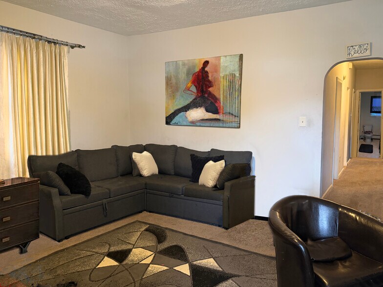 More Photos Of 2926 Christopher Ave, Baltimore Apartments For Sale