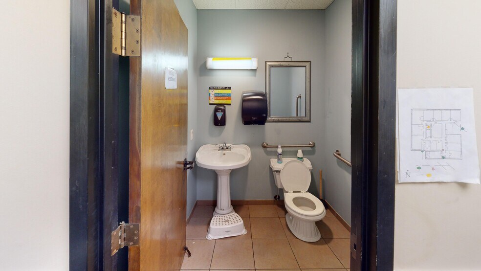 More Photos Of 430 E Lasalle Ave, South Bend Medical For Lease