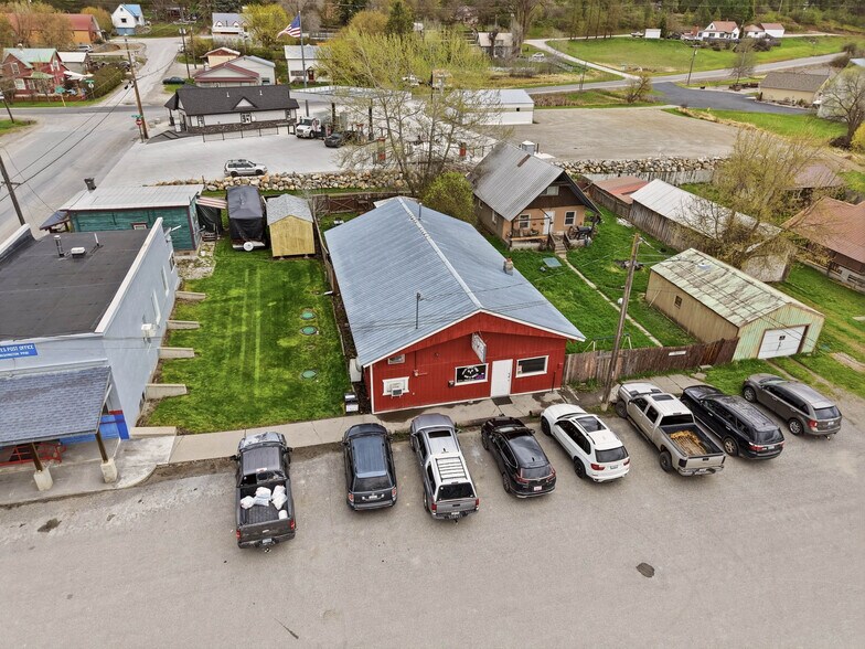 More Photos Of 3075 3rd Ave, Valley Specialty For Sale