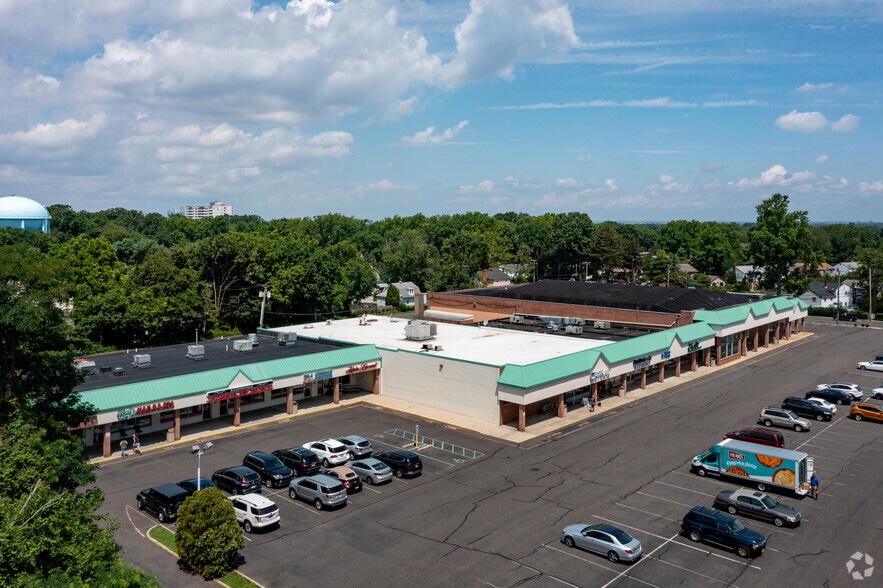 Primary Photo Of 413 W Crystal Lake Ave, Haddonfield Unknown For Lease