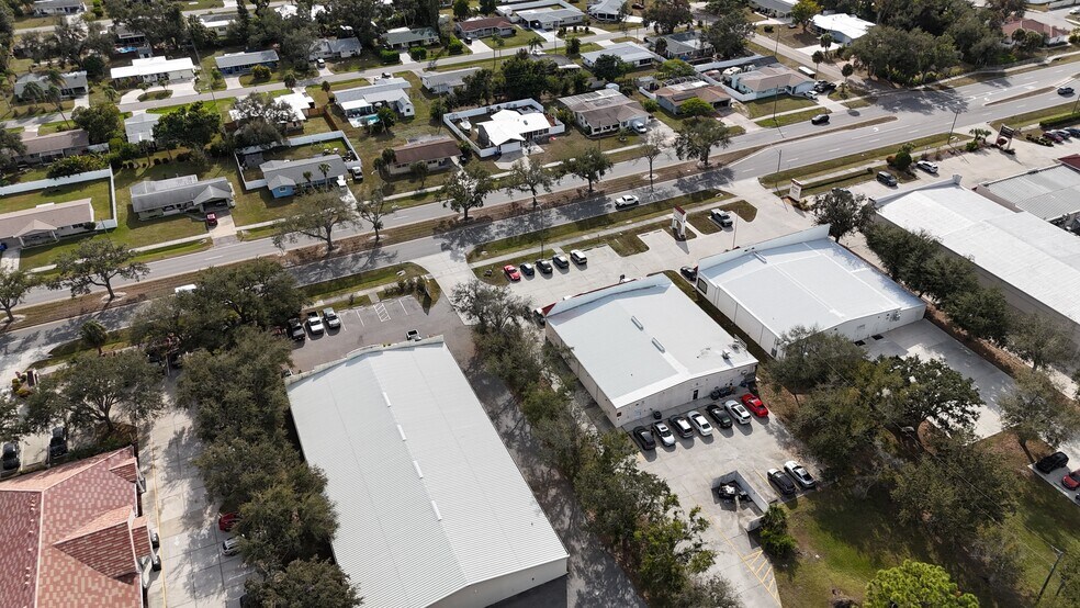 More Photos Of 1214 E Venice Ave, Venice Unknown For Lease