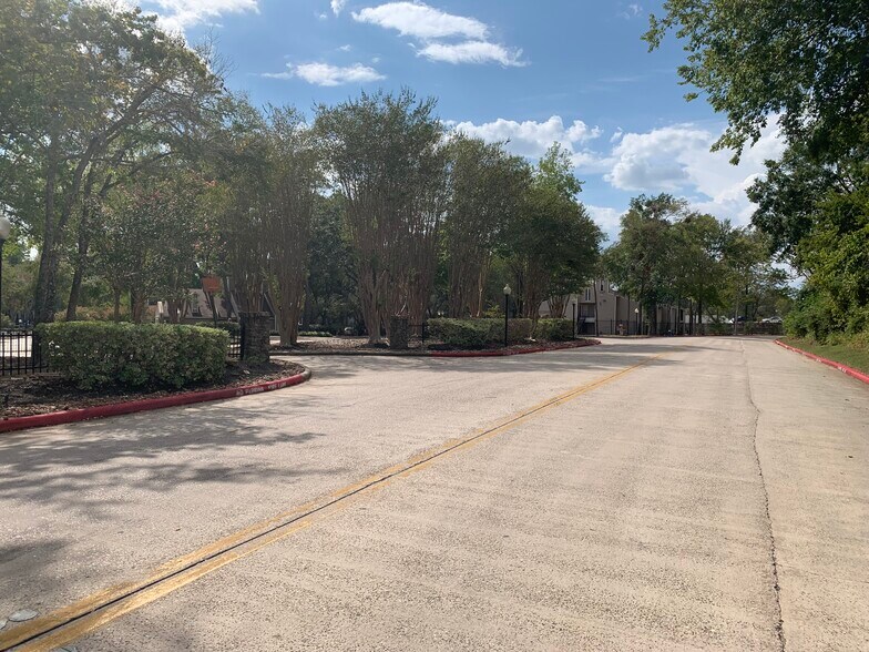 Hirschfield, Spring, TX 77373 Land For Sale