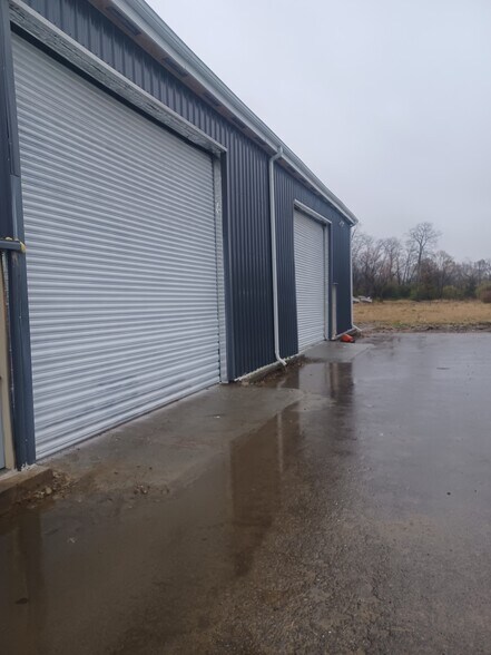 More Photos Of 9510 Seward Rd, Fairfield Warehouse For Sale