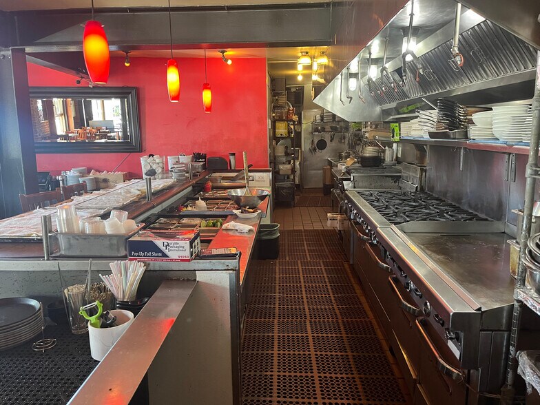 More Photos Of 1501 Solano Ave, Albany Restaurant For Lease