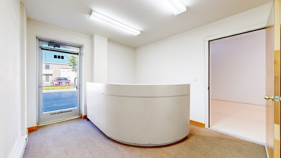 More Photos Of 200 12th St SW, Loveland Warehouse For Sale