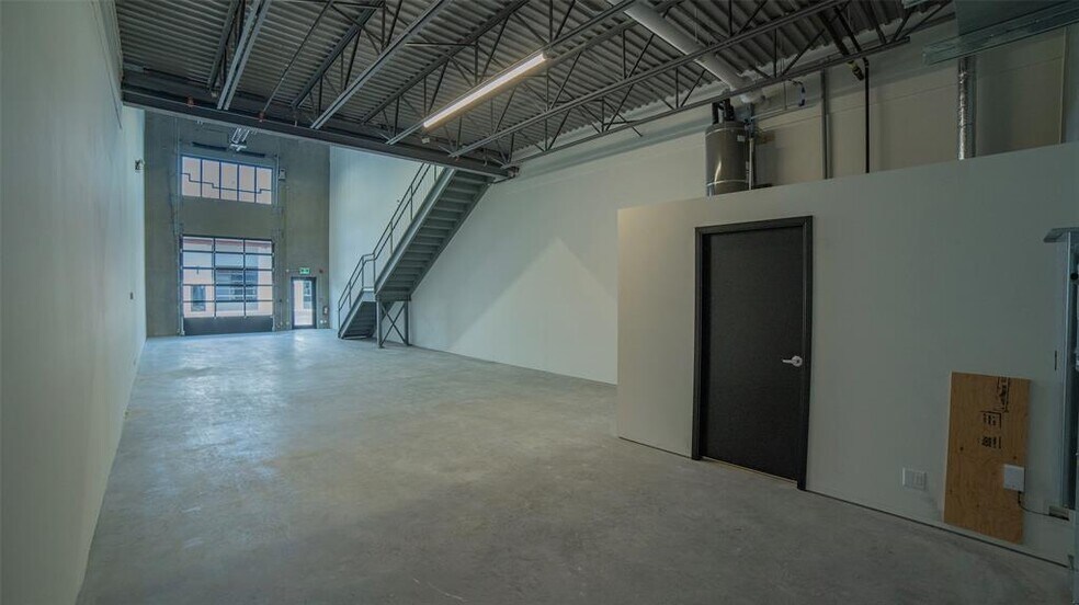 More Photos Of 7342 Industrial Way, Pemberton Flex For Sale