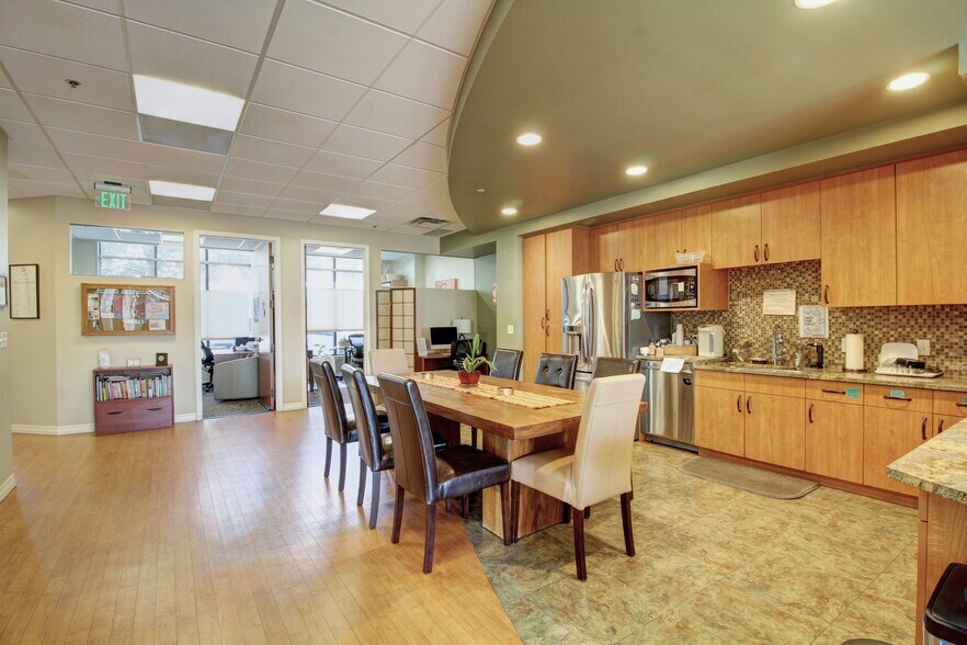 More Photos Of 1200 Yarmouth Ave, Boulder Storefront Retail Residential For Sale