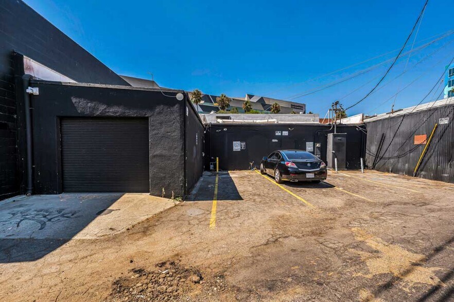 More Photos Of 5148-5152 Lankershim Blvd, North Hollywood Storefront For Sale