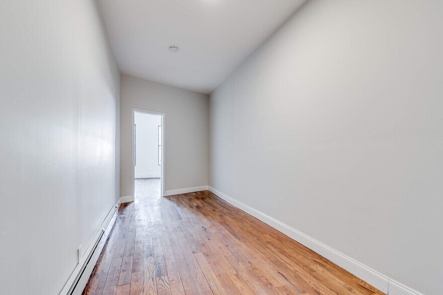 More Photos Of 215 Buffalo Ave, Brooklyn Apartments For Sale