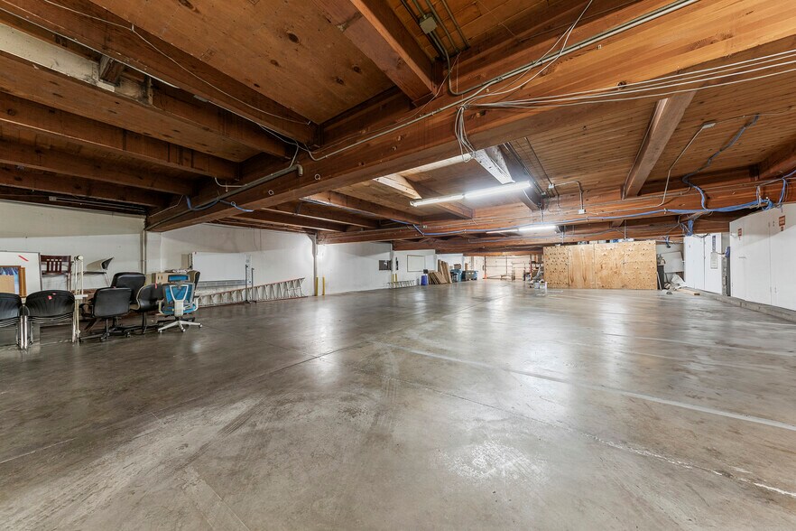 More Photos Of 580 College Ave, Palo Alto Office For Sale