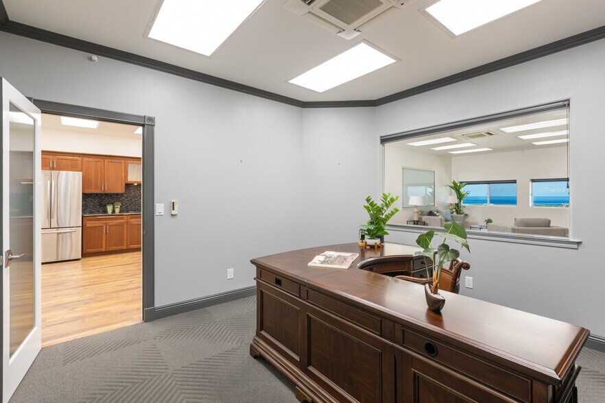 More Photos Of 73-5568 Maiau St, Kailua Kona Flex For Sale
