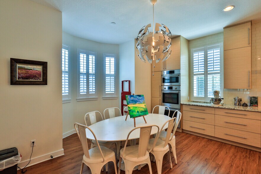 More Photos Of 215 S Palmetto Ave, Daytona Beach Office For Sale