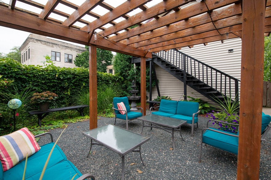 More Photos Of 143 Church Ave, Oshkosh Hospitality For Sale