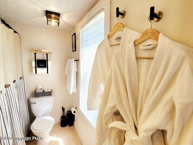 More Photos Of 2735 PA-390, Canadensis Hospitality For Sale