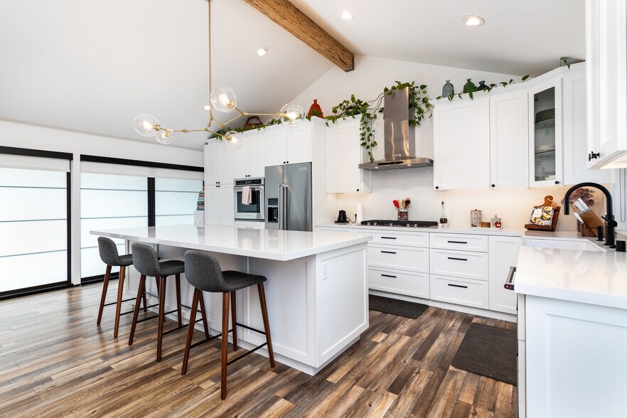 More Photos Of 1865 El Monte Dr, Thousand Oaks Apartments For Sale