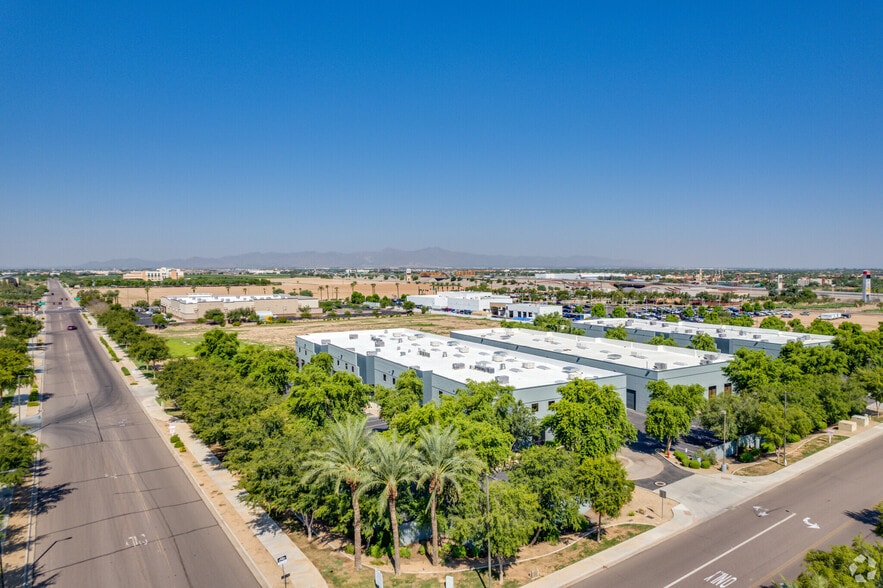 More Photos Of 650 N 137th Ave, Goodyear Light Distribution For Sale