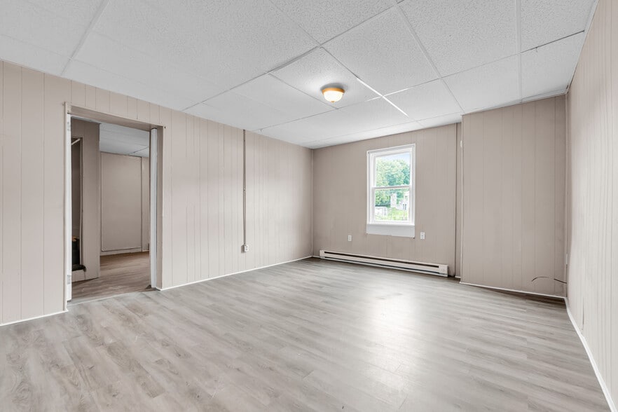 More Photos Of 409 W Broad St, Tamaqua Apartments For Sale