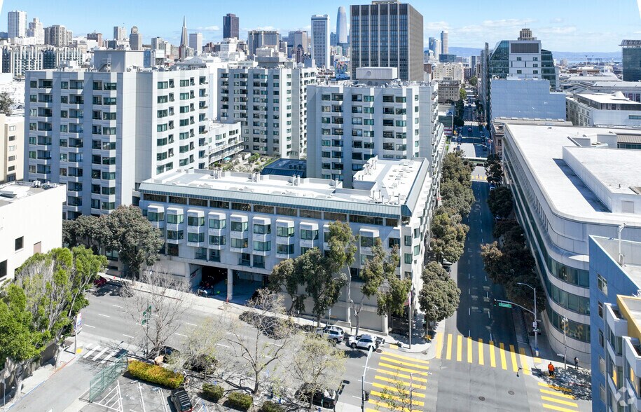 More Photos Of 601 Van Ness Ave, San Francisco Apartments For Lease