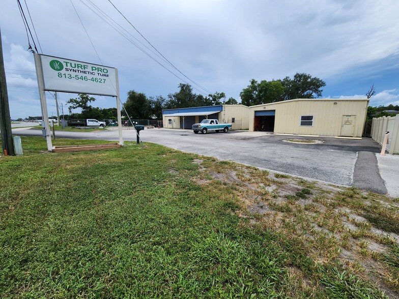 More Photos Of 17910 41 Hwy N, Lutz Industrial For Lease