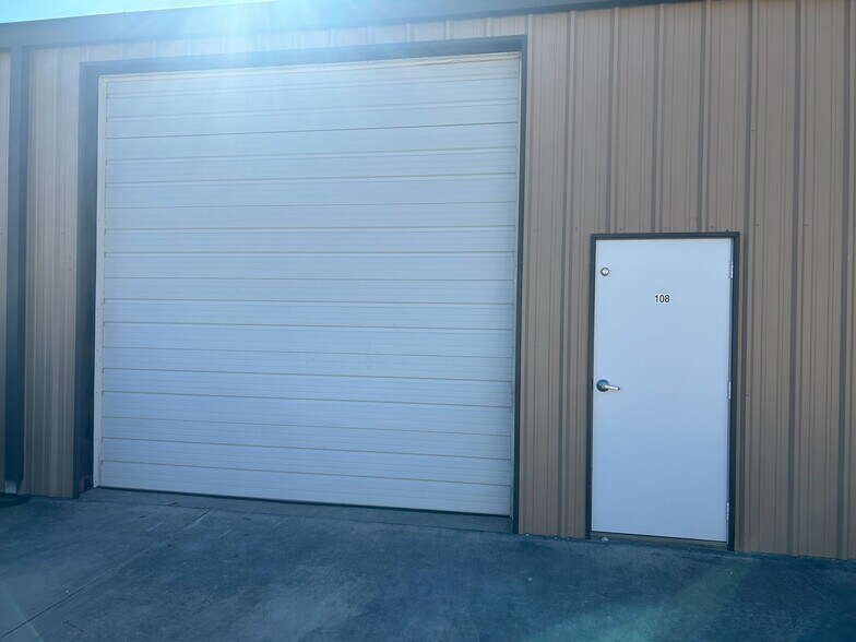 More Photos Of 11975 Cleveland Gibbs Rd, Roanoke Industrial For Lease