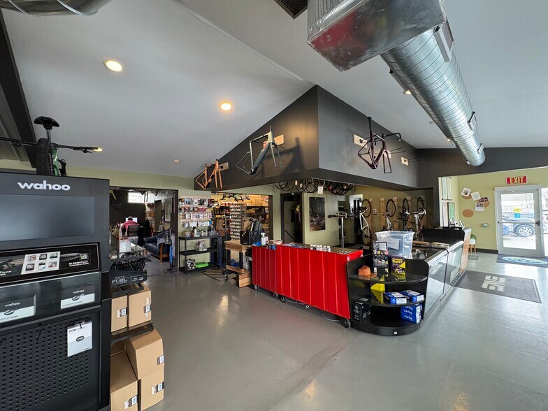 More Photos Of 1201 Washington St, Columbus Loft Creative Space For Lease