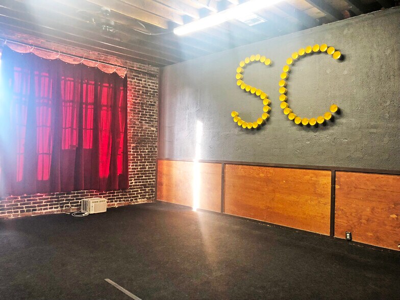 More Photos Of 6554-6566 Hollywood Blvd, Los Angeles Storefront Retail Office For Lease