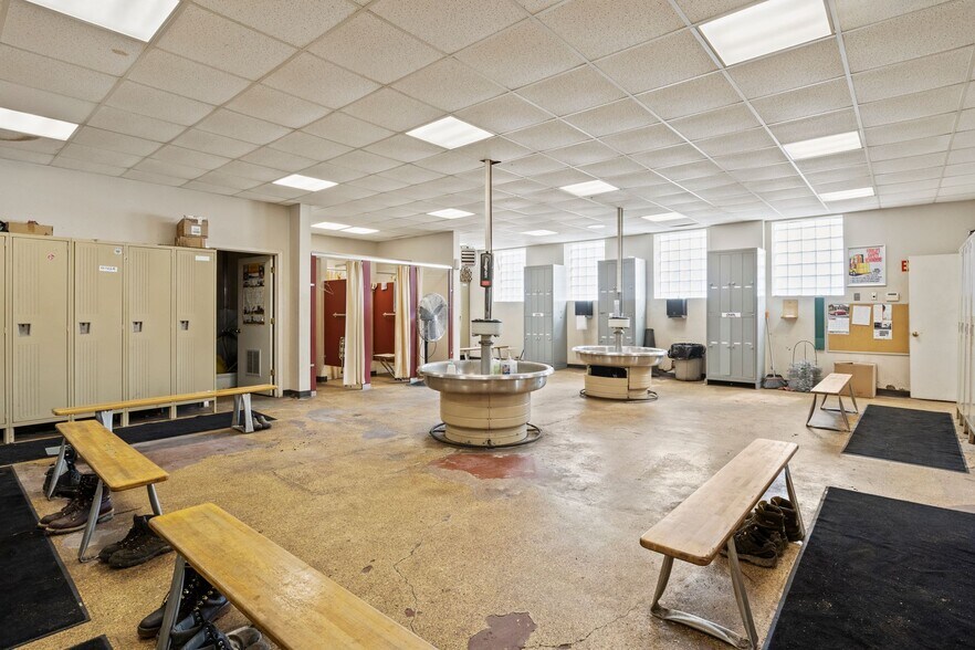 More Photos Of 9 Grimes St, Buffalo Industrial For Sale