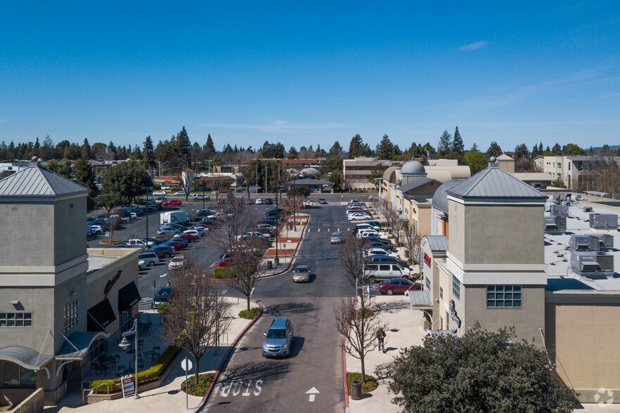 More Photos Of 2600-2780 Mowry Ave, Fremont Unknown For Lease