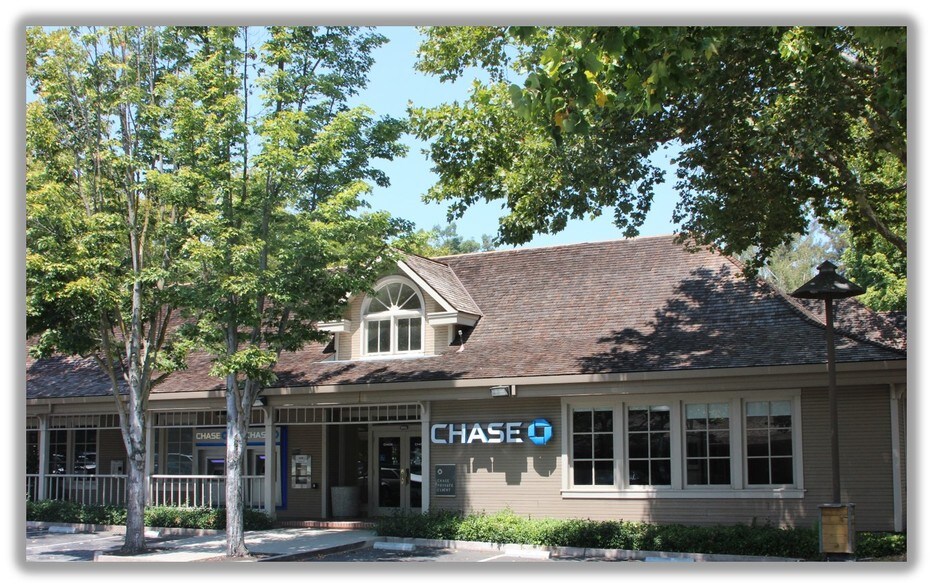 More Photos Of 400 San Ramon Valley Blvd, Danville Unknown For Lease