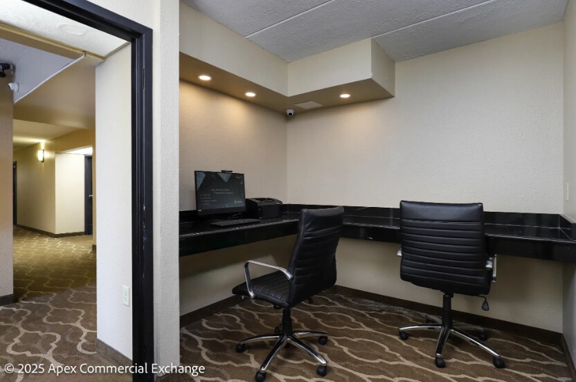 More Photos Of 4155 28th St SE, Grand Rapids Hotel For Sale