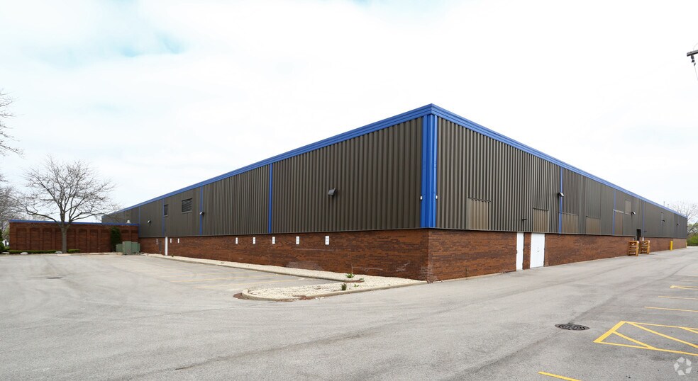 More Photos Of 1845 Tonne Rd, Elk Grove Village Manufacturing For Lease