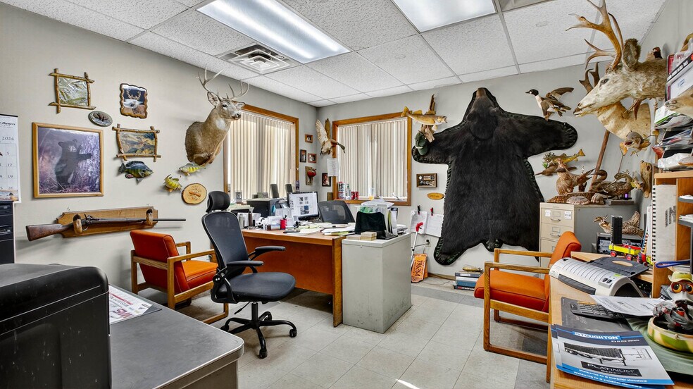 More Photos Of 7918 Partridge Rd, Eau Claire Warehouse For Sale
