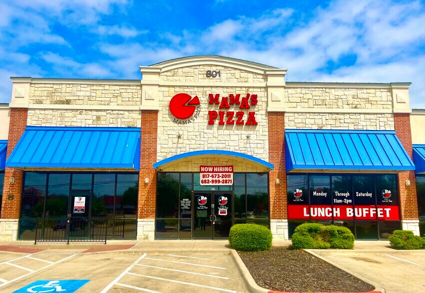 More Photos Of 801 S Main St, Keller Unknown For Lease