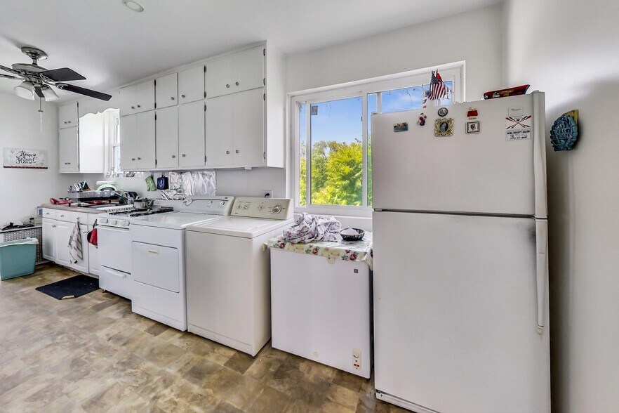 More Photos Of 5746 N Western Ave, Chicago Warehouse For Sale