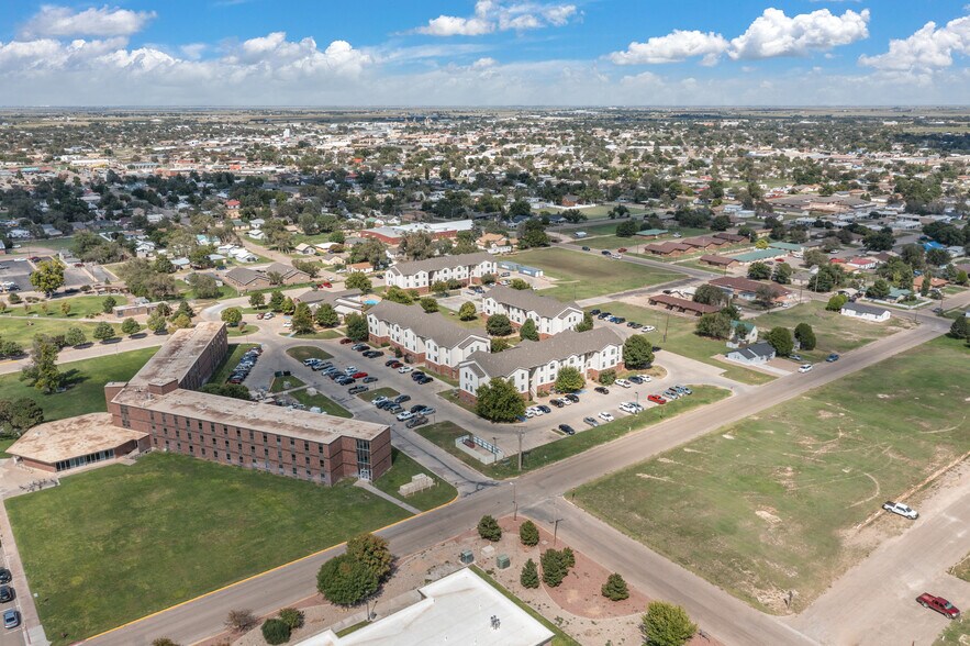 More Photos Of 1500 S Avenue K, Portales Multifamily For Sale