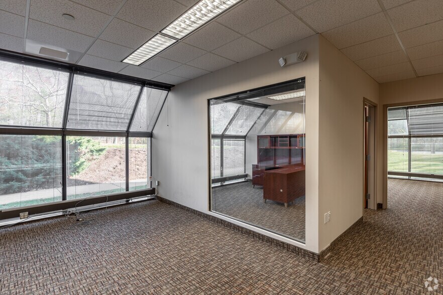 More Photos Of 101 Merritt Blvd, Trumbull Office For Lease